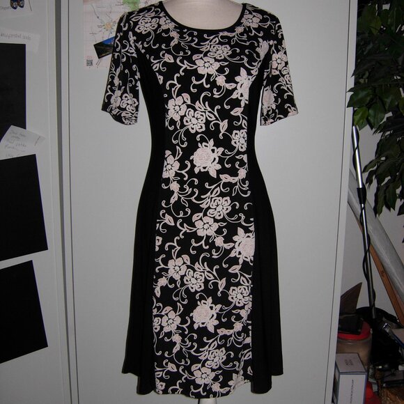 Sami & Jo Dresses & Skirts - Sami & Jo Dress M